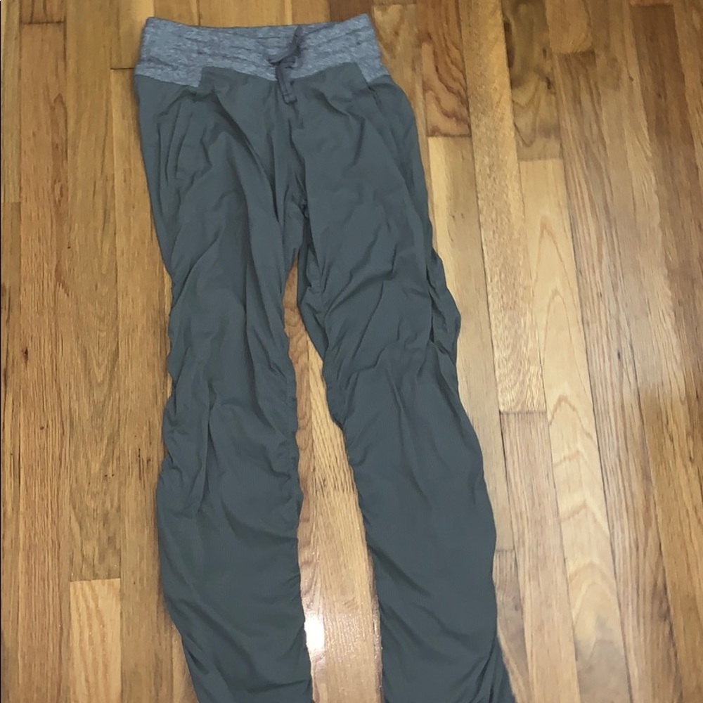 Ivivva pants